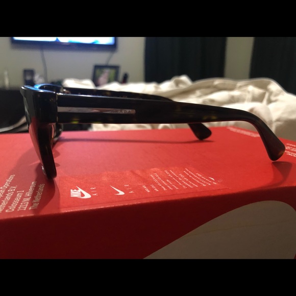 Prada Sunglasses - Picture 3 of 4